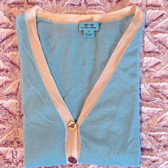 Two Bees Cashmere Cardigan - Picture 3 of 3